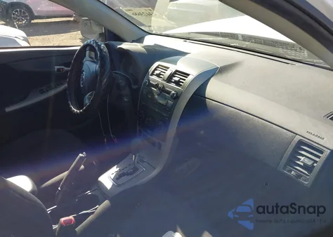 2010 Toyota Corolla S z USA, uszkodzony, nr VIN 2T1BU4EE3AC271263